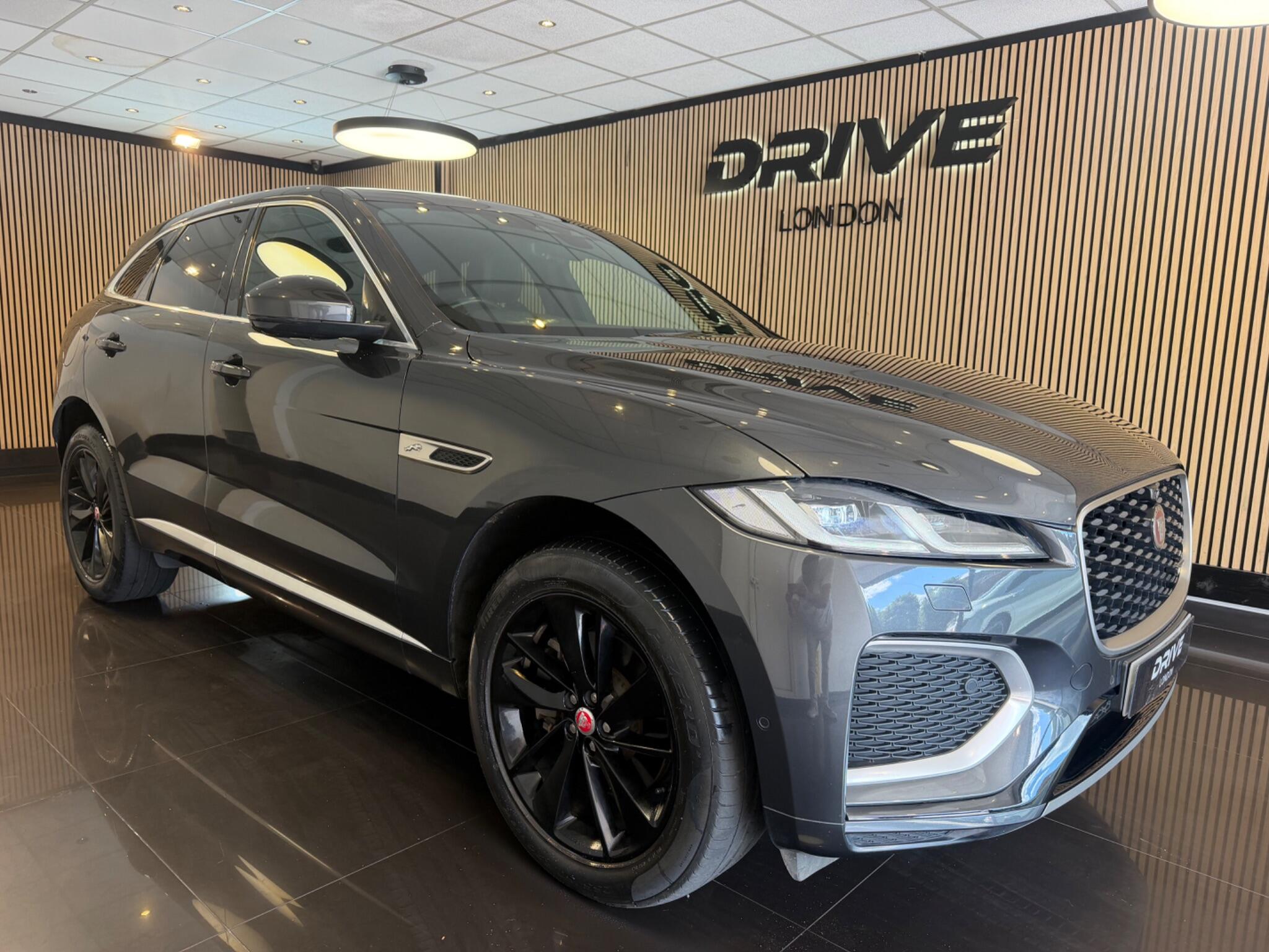 Jaguar F-PACE